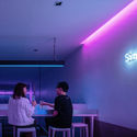 Light as a Design Statement: Creative Ways to Use Artificial Lighting - Image 12 of 26